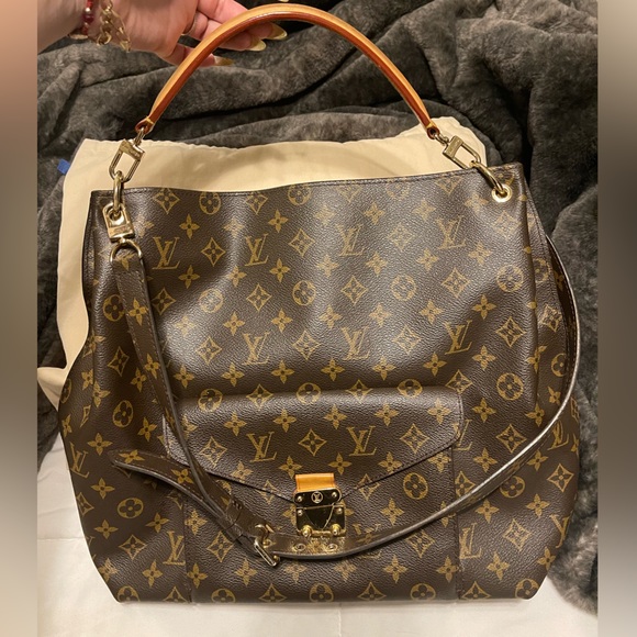 LOUIS VUITTON Monogram Metis Hobo Shoulder Bag - Picture 2 of 6